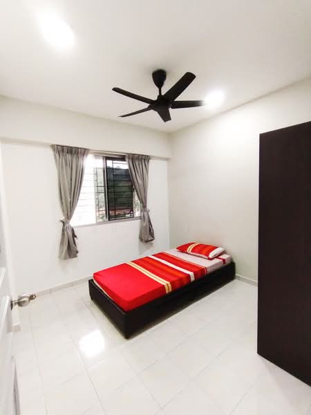 Apartment for Rent at Taman Pekaka Block 31 - Jerry Tan - Bedroom - PropertyGuru.com.my