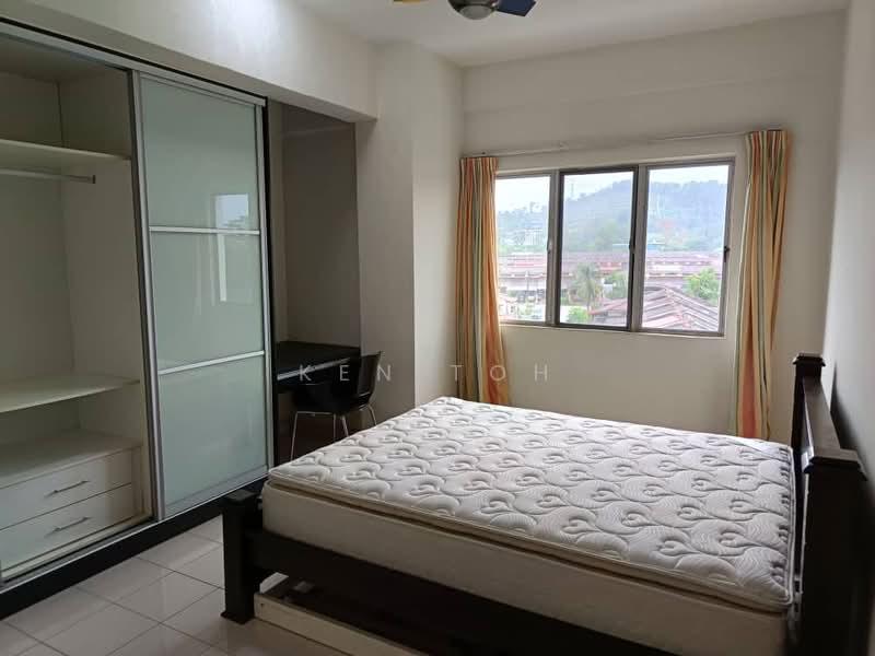 Apartment for Sale at Pangsapuri Putra Indah - Ken Toh - Bedroom - PropertyGuru.com.my