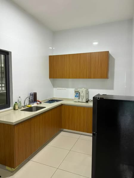 Condominium for Rent at Verando Residence - Ryan Ngau - Kitchen - PropertyGuru.com.my