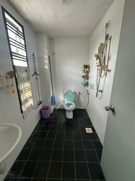 Untuk Dijual - Taman Larkin