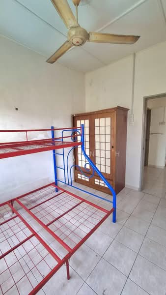 Apartment for Rent at Pangsapuri Sri Camellia - Shannah Tong - Bedroom - PropertyGuru.com.my