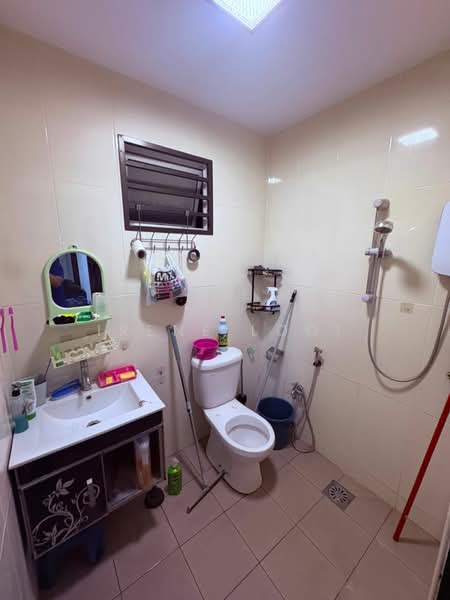 2-storey Terraced House for Sale in Taman Tasik Puchong (Puchong) - Irene Looi - Bathroom - PropertyGuru.com.my