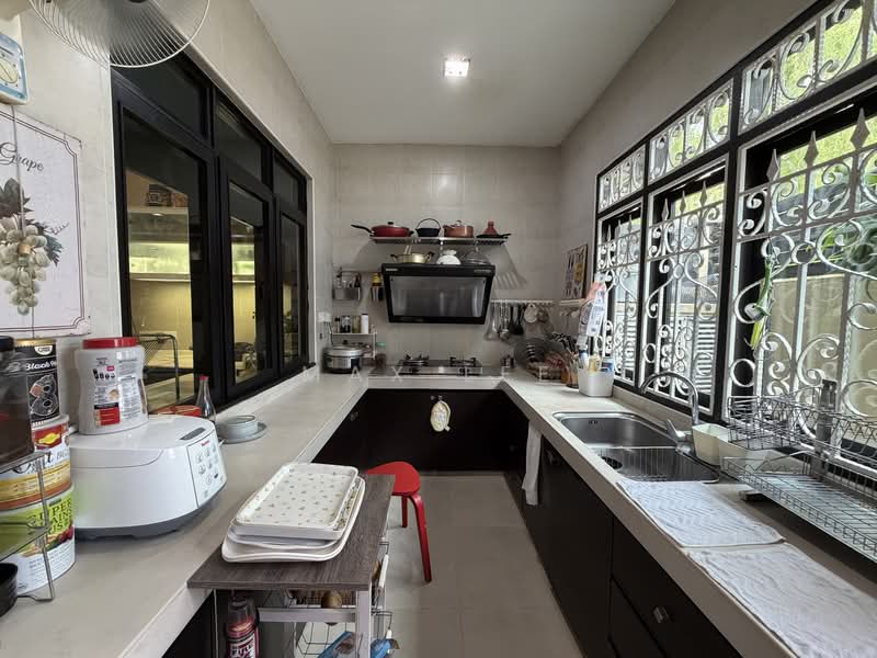 Beverly Heights untuk Untuk Dijual - RM 2,280,000, Mac 2026 - Kitchen - PropertyGuru.com.my