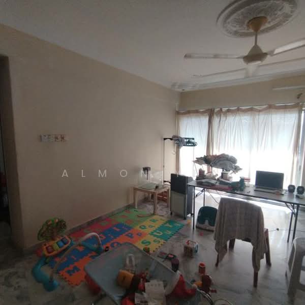 Menara Alpha untuk Untuk Dijual - RM 320,000, Mac 2026 - Living Room - PropertyGuru.com.my