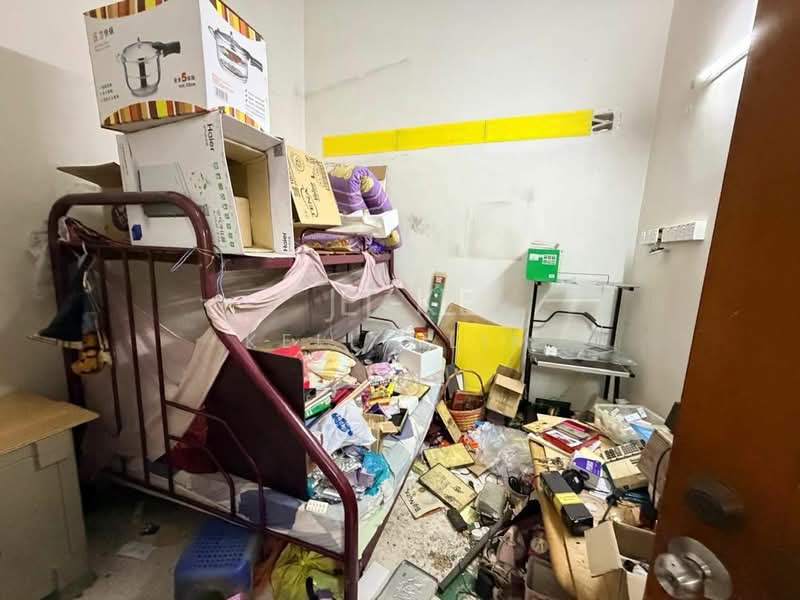 1-storey Terraced House for Sale in Klang (Selangor) - Kelly Lim - Bedroom - PropertyGuru.com.my