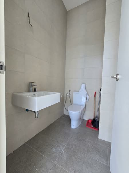 Broadleaf Residences untuk Untuk Dijual - RM 2,450,000, Mac 2026 - Powder Room - PropertyGuru.com.my