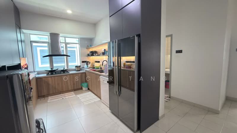Semi-Detached House for Sale in Amverton Hills (Sungai Buloh) - Oscar Tang - Kitchen - PropertyGuru.com.my