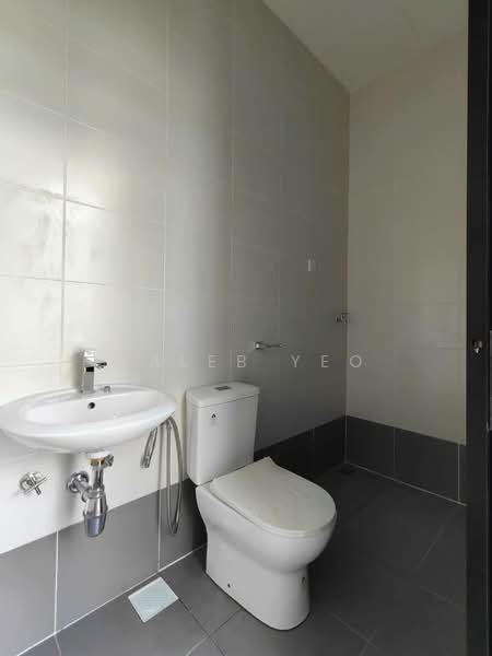 Cluster House for Sale in Eco Botanic (Iskandar Puteri (Nusajaya)) - Caleb Yeo - Bathroom - PropertyGuru.com.my