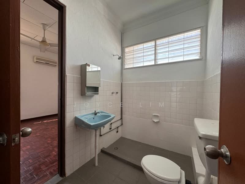 Bungalow for Rent in Gelugor (Penang) - JOYCE LIM - PropertyGuru.com.my
