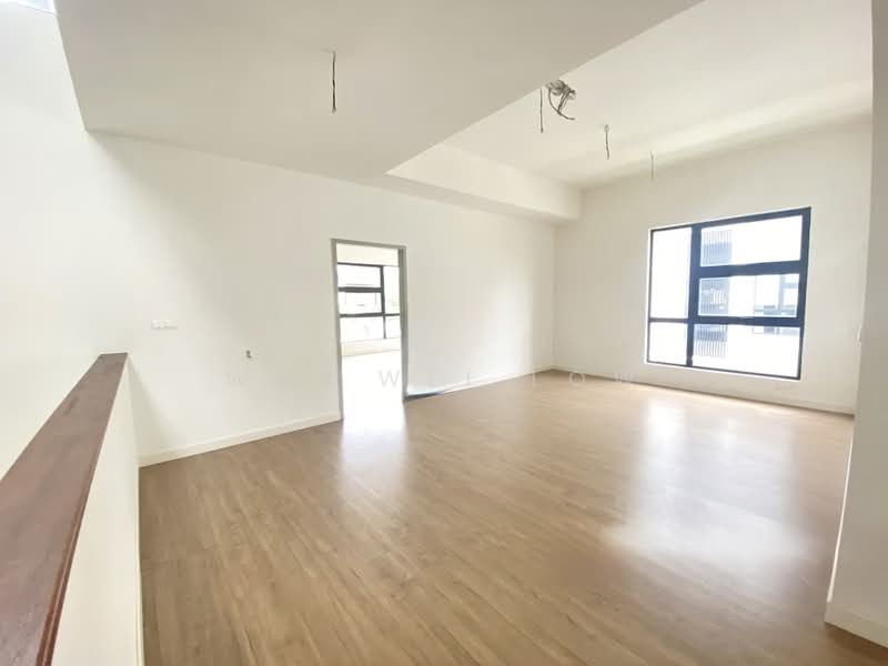 Semi-Detached House for Sale in Bandar Tropicana Aman (Telok Panglima Garang) - Wei Wei Low - Living Room - PropertyGuru.com.my
