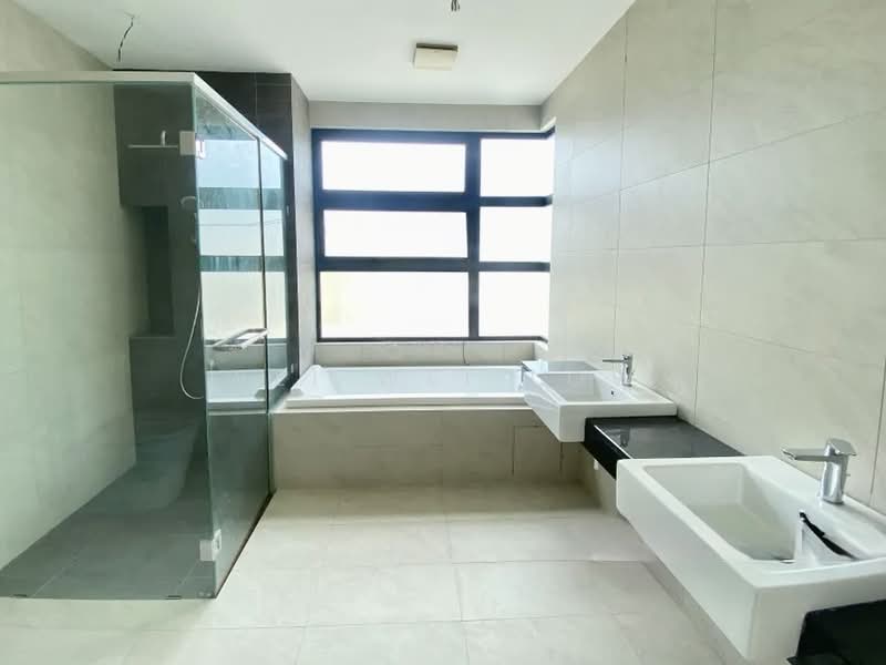 Semi-Detached House for Sale in Bandar Tropicana Aman (Telok Panglima Garang) - Wei Wei Low - Bathroom - PropertyGuru.com.my