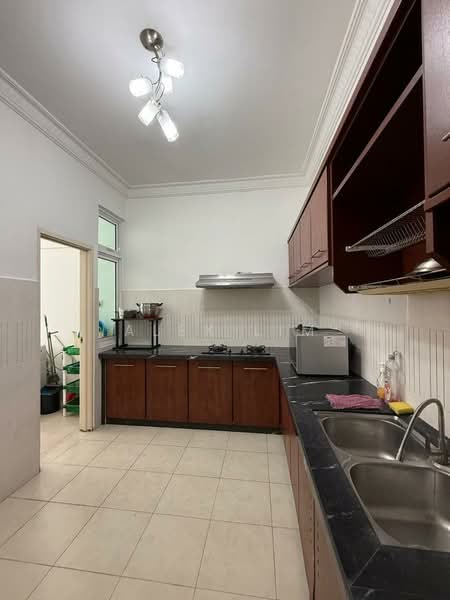Bayswater Resort Condominium untuk Untuk Disewa - RM 2,299 /bulan, Apr 2026 - Kitchen - PropertyGuru.com.my