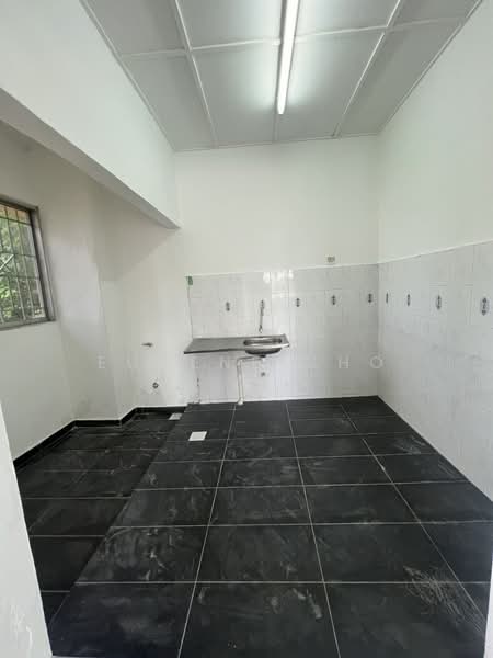 Apartment for Sale at Sri Penaga - Eugene Cho - Kitchen - PropertyGuru.com.my