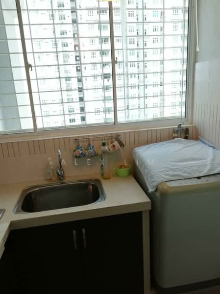 Condominium for Rent at Bayswater Resort Condominium - Alex Lim - Kitchen - PropertyGuru.com.my