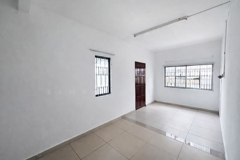 2-storey Terraced House for Rent in Taman Pelangi (Johor Bahru) - Samantha Teng - Interior - PropertyGuru.com.my