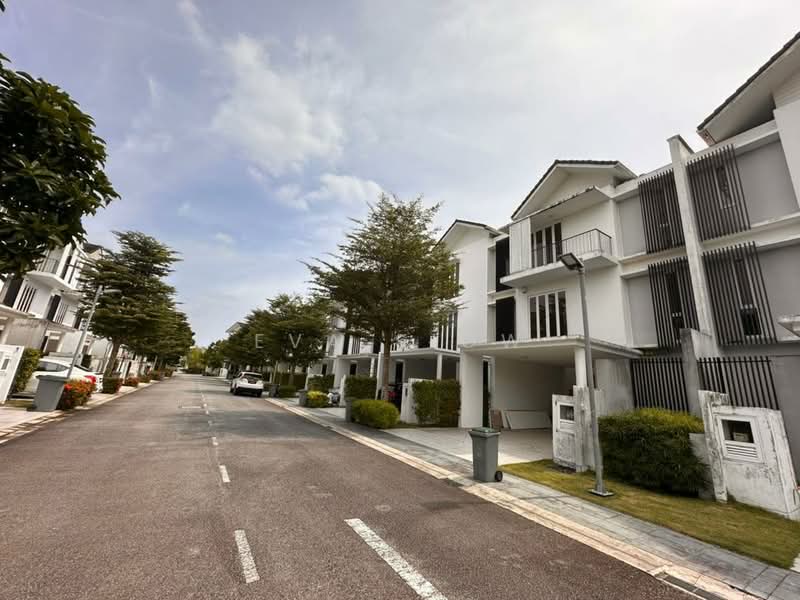 4-storey Terraced House for Sale in Johor Bahru (Johor) - Eva Siow - Exterior - PropertyGuru.com.my