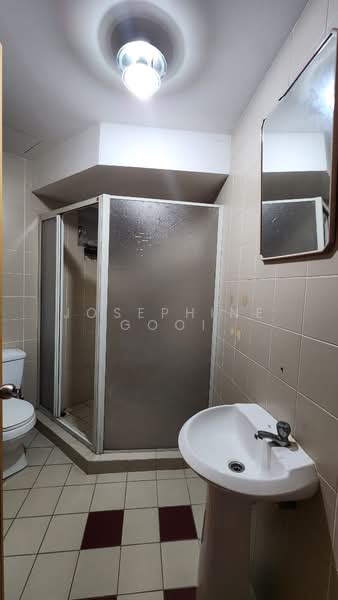 Riana Green Condominium untuk Untuk Disewa - RM 2,200 /bulan, Mac 2026 - Bathroom - PropertyGuru.com.my