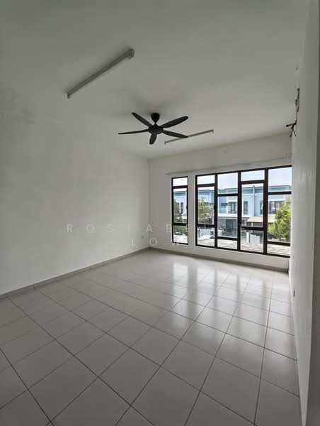 Semi-Detached House for Sale in Setia Ecohill (Semenyih) - Roseabelle Low - Living Room - PropertyGuru.com.my