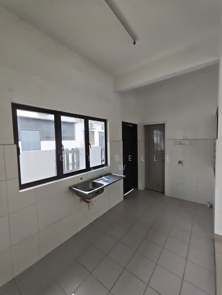 Semi-Detached House for Sale in Setia Ecohill (Semenyih) - Roseabelle Low - Kitchen - PropertyGuru.com.my