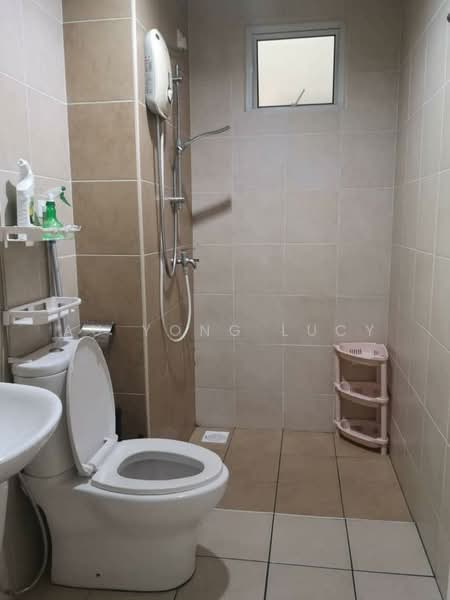 Service Residence for Sale at Pangsapuri Tanah Emas (Golden Sands) - Au Yong Lucy - Bathroom - PropertyGuru.com.my