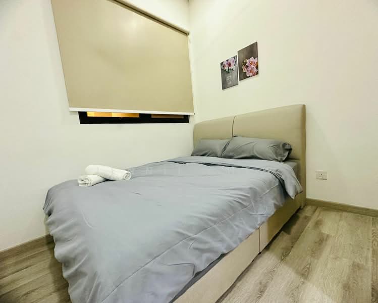 Service Residence for Sale at Southkey Mosaic - Jennie Chew - Bedroom - PropertyGuru.com.my
