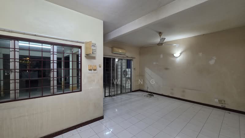 2-storey Terraced House for Sale in Bukit Rimau (Shah Alam) - JJ Wang - Living Room - PropertyGuru.com.my
