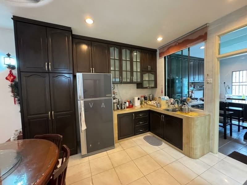 Taman Impian Emas untuk Untuk Dijual - RM 950,000, Mac 2026 - Kitchen - PropertyGuru.com.my