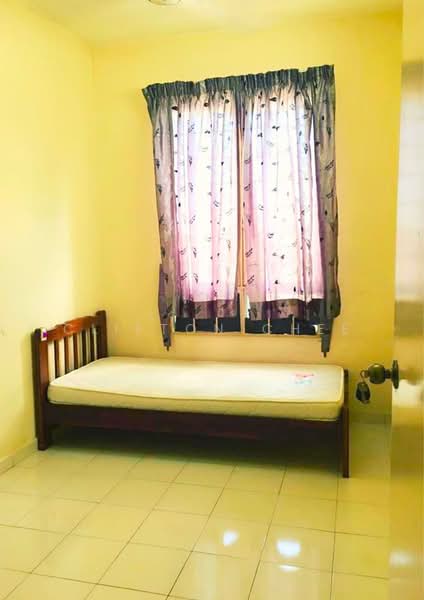 Condominium for Sale at Putra Place Condominium - Clifton Chee - Bedroom - PropertyGuru.com.my