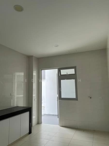 Cluster House for Sale in Taman Ekoflora (Johor Bahru) - Edwin Toh - Kitchen - PropertyGuru.com.my