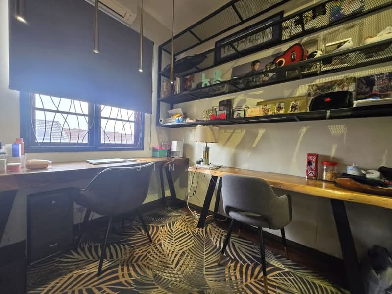 Rumah Teres 2-Tingkat untuk Dijual di Shah Alam (Selangor) - Jin Ooi - Study - PropertyGuru.com.my