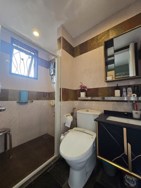 Rumah Teres 2-Tingkat untuk Dijual di Shah Alam (Selangor) - Jin Ooi - Bathroom - PropertyGuru.com.my