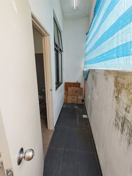 2-storey Terraced House for Rent in Kangkar Pulai (Skudai) - Chloe Mak - Corridor - PropertyGuru.com.my