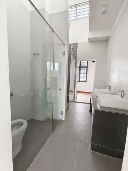 3-storey Terraced House for Sale in Setia Alam (Selangor) - Doris Chuah - Bathroom - PropertyGuru.com.my