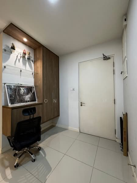 Servis Apartment untuk Disewa di South View - Deon Ngaim - Study - PropertyGuru.com.my