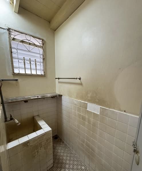 Untuk Dijual - TAMAN KLEDANG PERTAMA, MENGLEMBU