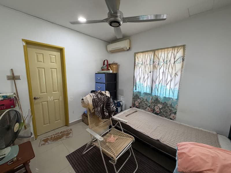 Semi-Detached House for Sale in Taman Bukit Prima (Cheras) - Michelle Siow - Bedroom - PropertyGuru.com.my