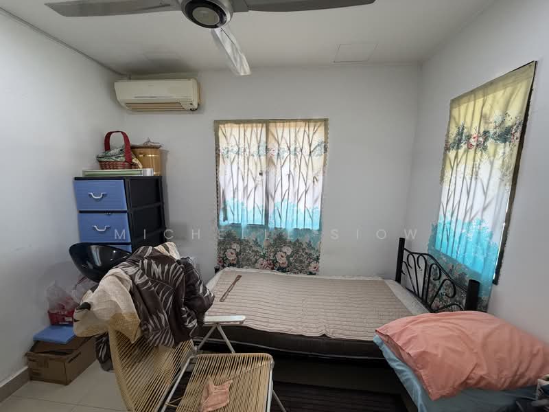 Semi-Detached House for Sale in Taman Bukit Prima (Cheras) - Michelle Siow - Bedroom - PropertyGuru.com.my