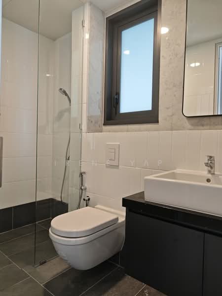 Isola untuk Untuk Disewa - RM 7,000 /bulan, Mac 2026 - Bathroom - PropertyGuru.com.my