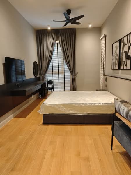 Isola untuk Untuk Disewa - RM 7,000 /bulan, Mac 2026 - Bedroom - PropertyGuru.com.my