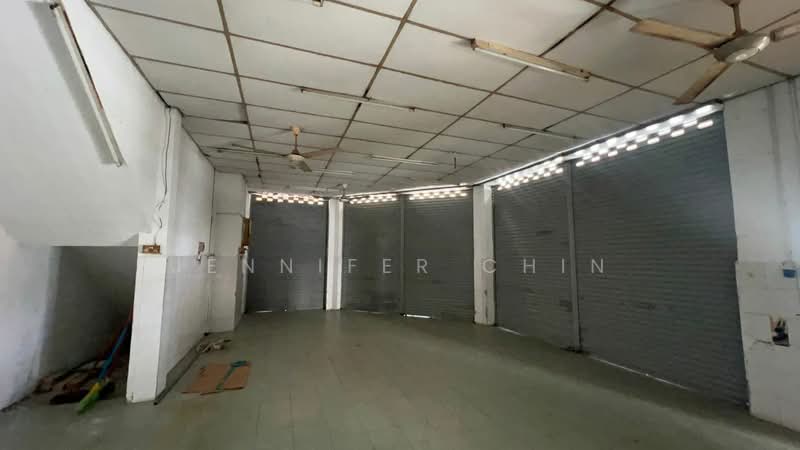 Shop for Rent in Petaling Jaya (Selangor) - Jennifer Chin - Interior - PropertyGuru.com.my