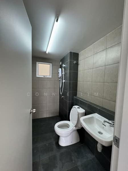 Condominium for Rent at Residensi Dutamas Dahlia - Connie Lim - Bathroom - PropertyGuru.com.my