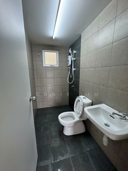Condominium for Rent at Residensi Dutamas Dahlia - Connie Lim - Bathroom - PropertyGuru.com.my