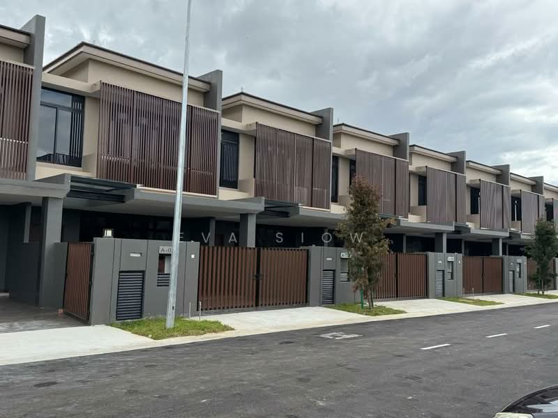 2-storey Terraced House for Sale in Puteri Harbour (Iskandar Puteri (Nusajaya)) - Eva Siow - Exterior - PropertyGuru.com.my