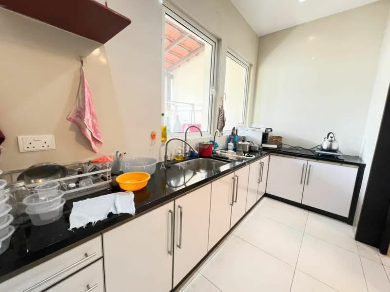 Semi-Detached House for Sale in Tanjung Tokong (Penang) - Bryan Teng - Kitchen - PropertyGuru.com.my