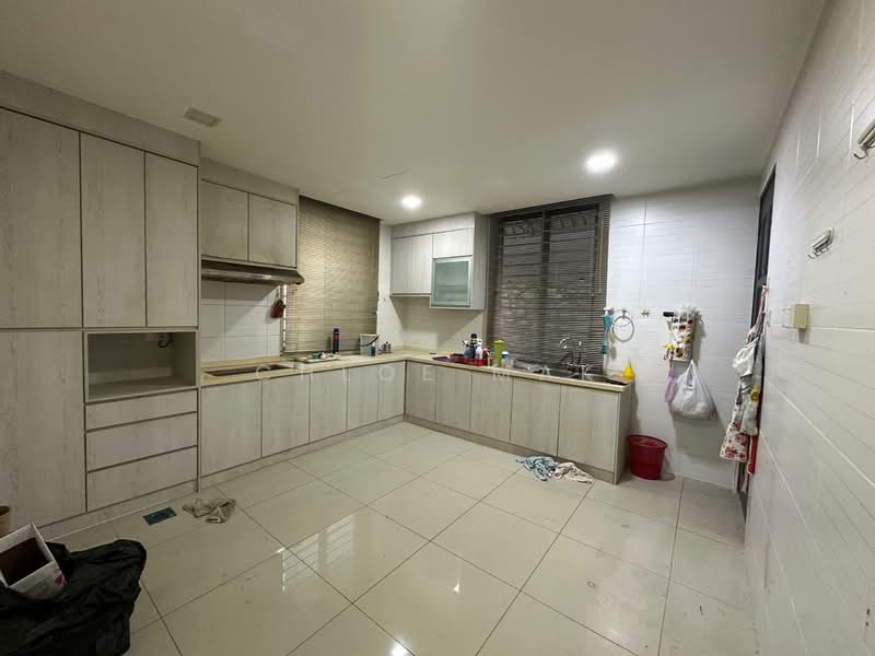 Bungalow for Sale in Taman Bukit Dahlia (Pasir Gudang) - Chloe Mak - Kitchen - PropertyGuru.com.my