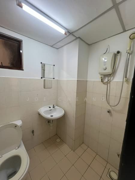 Kondominium untuk Dijual di Palm Spring @ Damansara - Joe Cheang - Bathroom - PropertyGuru.com.my