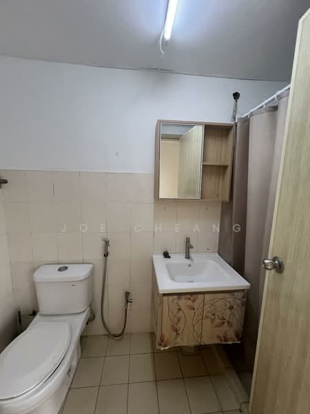 Kondominium untuk Dijual di Palm Spring @ Damansara - Joe Cheang - Bathroom - PropertyGuru.com.my