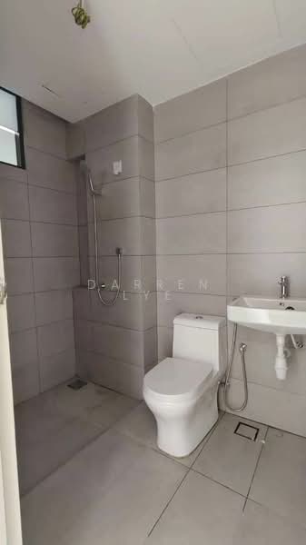 Service Residence for Sale at Vivo Executive Apartment - Darren Lye - Bathroom - PropertyGuru.com.my