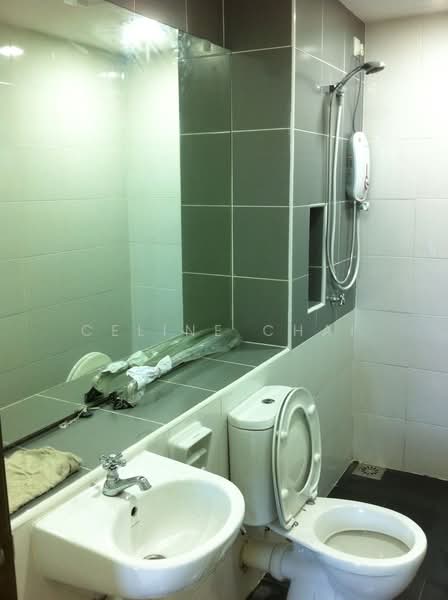 Apartment for Sale at Sky Gardens Residences - Celine Chai - Bathroom - PropertyGuru.com.my