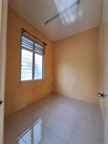1-storey Terraced House for Sale in Bandar Saujana Putra (Tanjong Duabelas) - Mr Zack - Interior - PropertyGuru.com.my